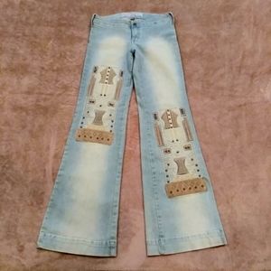 SWEET NOVEMBER Denim  trousers medium waste  wide leg with embroidery .Size 6.